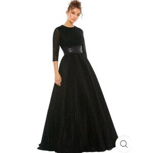 Mac Duggal 30700 Black Shimmering Pleated A Line Ball Gown Tulle Size 14